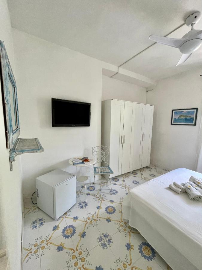 مبيت وإفطار Forio di Ischia La Bicocca Di Annavi المظهر الخارجي الصورة
